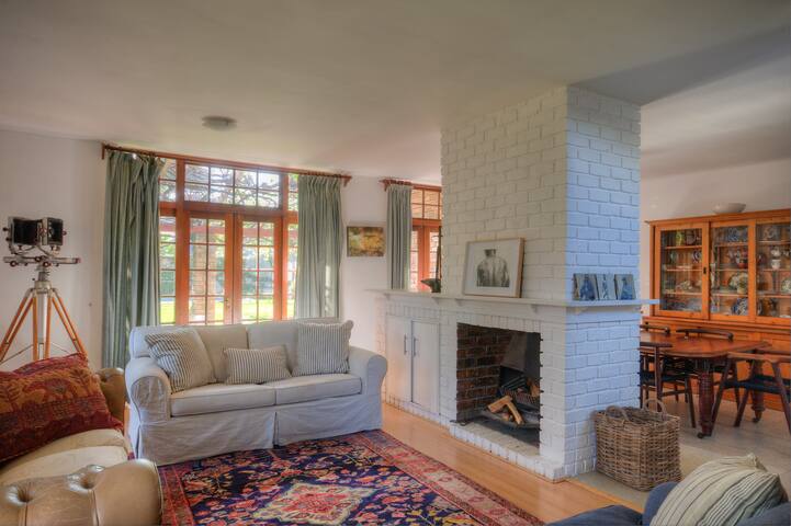 Perfect Summer House gallery image 3