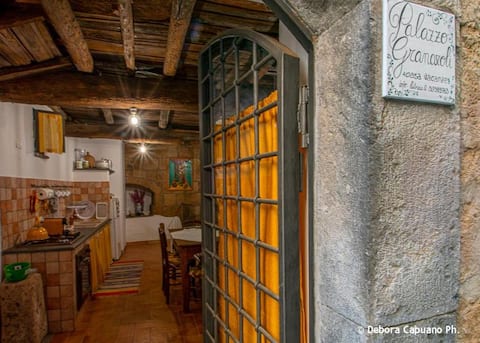 "Civita di Bagnoregio" Granaroli Palace