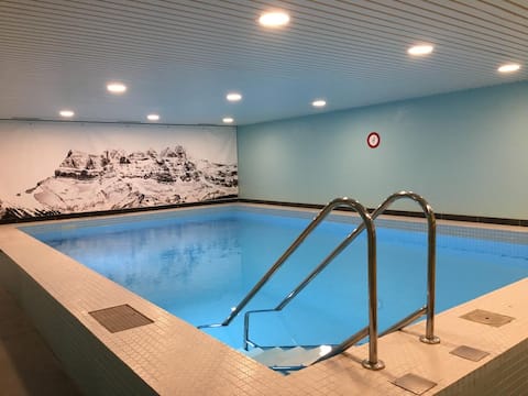 Successful Airbnb property: Apartment with pool & balcony – near ski slope, CH in Troistorrents