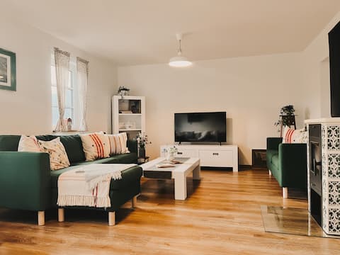 Top Airbnb: Chalupa Maršovská in Svoboda Nad úpou