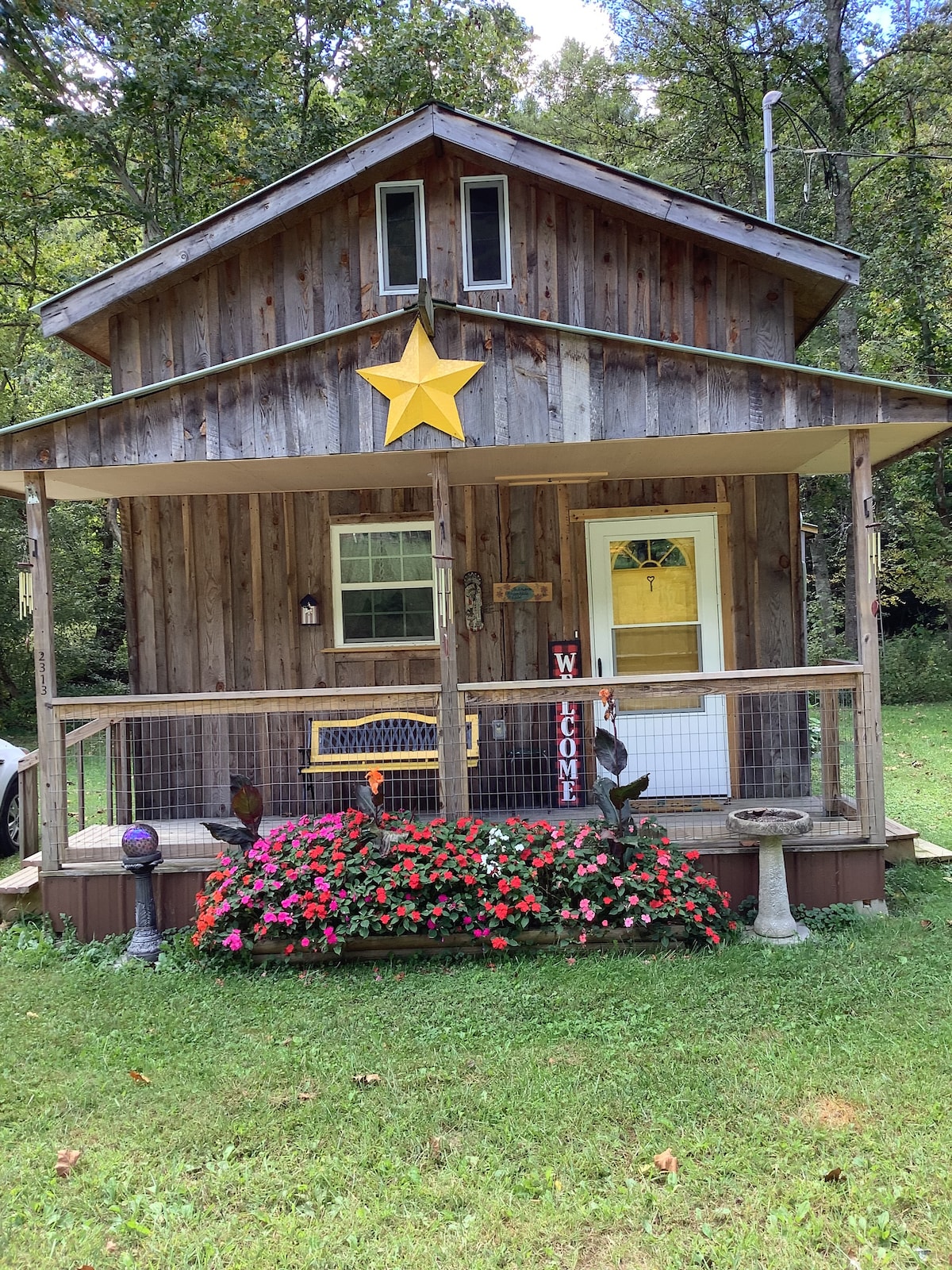 Mayapple Cabin Cabins for Rent in McKee, Kentucky, United States Airbnb