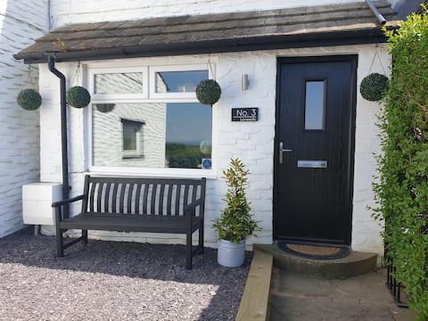 No. 3 Laneside - Viewtastic cottage nr Whalley