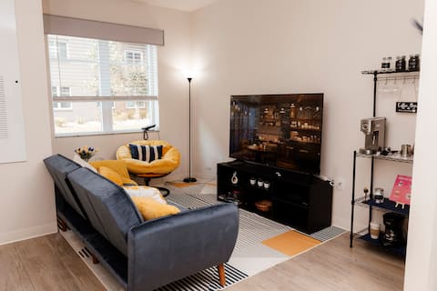 Pet Friendly Coffee Home| Research Triangle