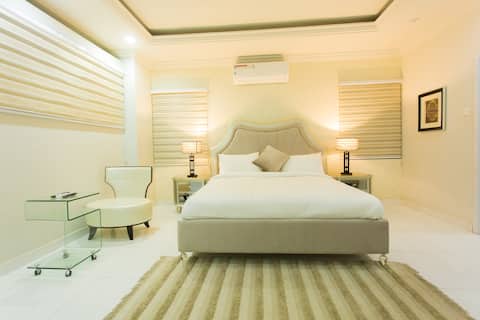 Large Premium 3 Bedroom Serv. Apartment @ Kumasi