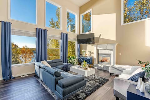 Lakefront, Firepit, Kayaks~Alaska Lake House Oasis