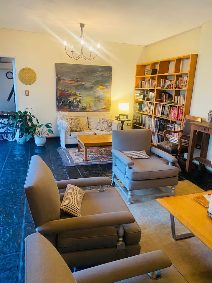 Tango Palermo , Habitación Privada. Solo Mujeres. - Argentina