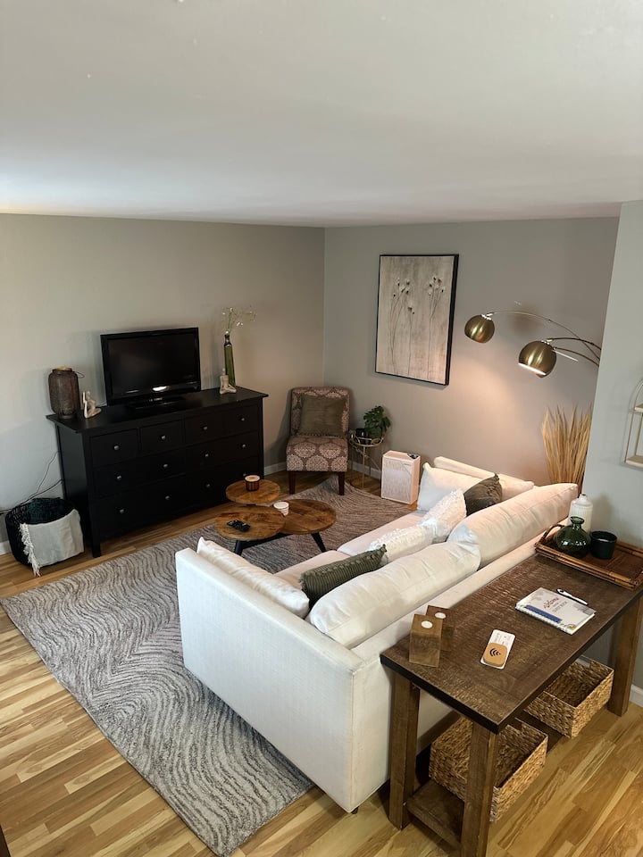 Boho Bungalow Lake Stevens Apartments for Rent in Lake Stevens