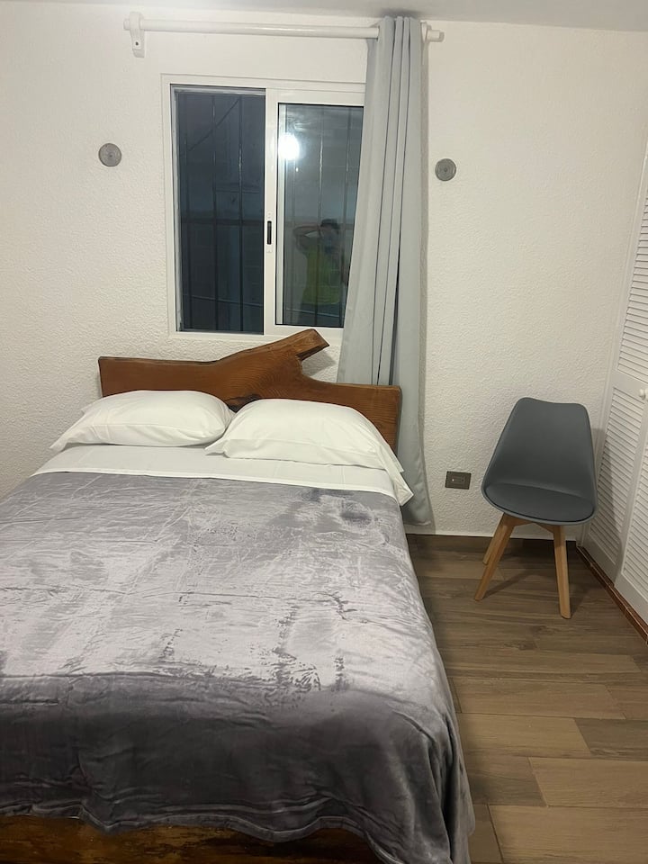 საძინებელი 1