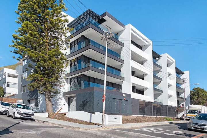 2BR – Casa on Quendon by Totalstay gallery image 4