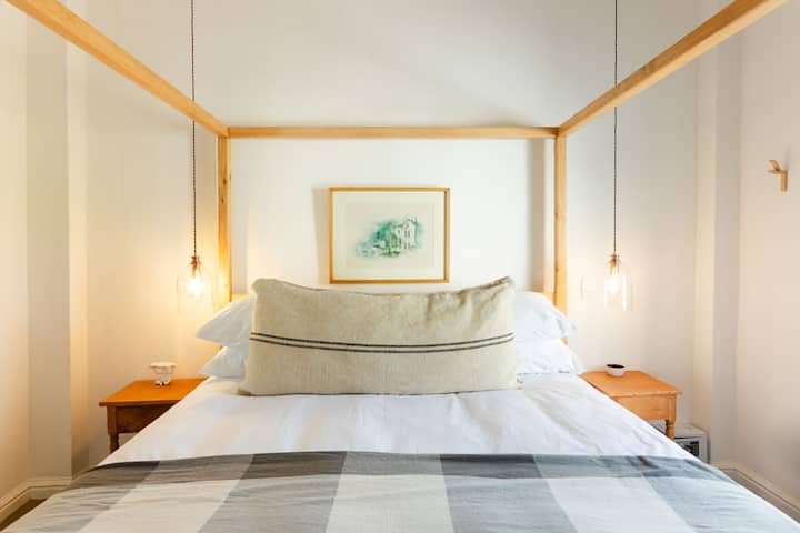 საძინებელი 1