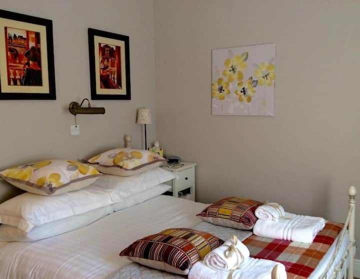 Deluxe Double Room With Bath - Matlock