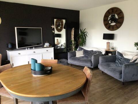 Bright 4-room apartment