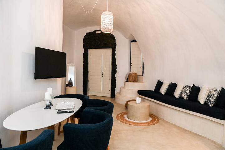 Superior suite with sea view gallery image 5