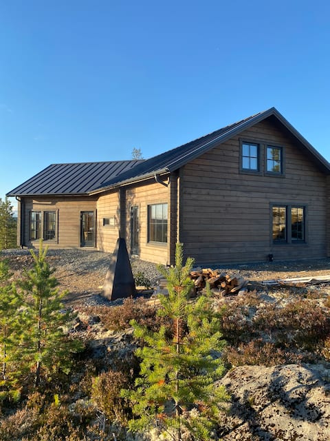 Top performing Airbnb: Lovely mountain cabin Idre Bergsby in Älvdalen