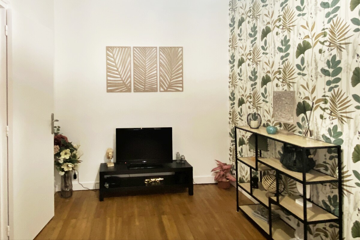 Top Airbnb: House/apartment 2 bedrooms "Ty Koz Ohm" in Rennes