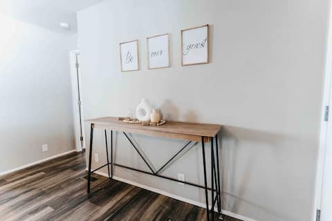 Successful Airbnb property: Modern Family Friendly Mountain View Home in Montrose