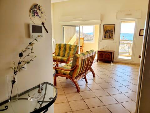 Annonce Airbnb populaire: Maro & Véro Reception Cindy à Sainte Maxime