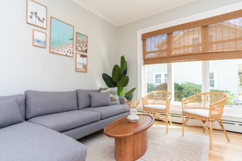 Boston's Beach Home: Pool, 1min to Beach, Pet +