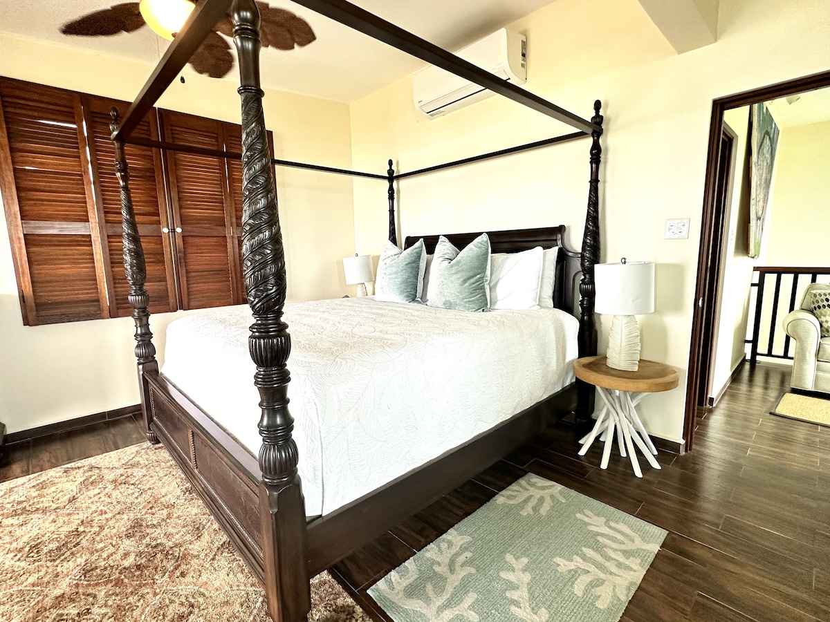 Master suite with ensuite bathroom and ocean views from your king size bed