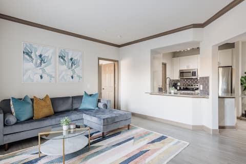 Top performing Airbnb: Cozy Lux |NRG| Medical Center|Downtown|Pool in South Main