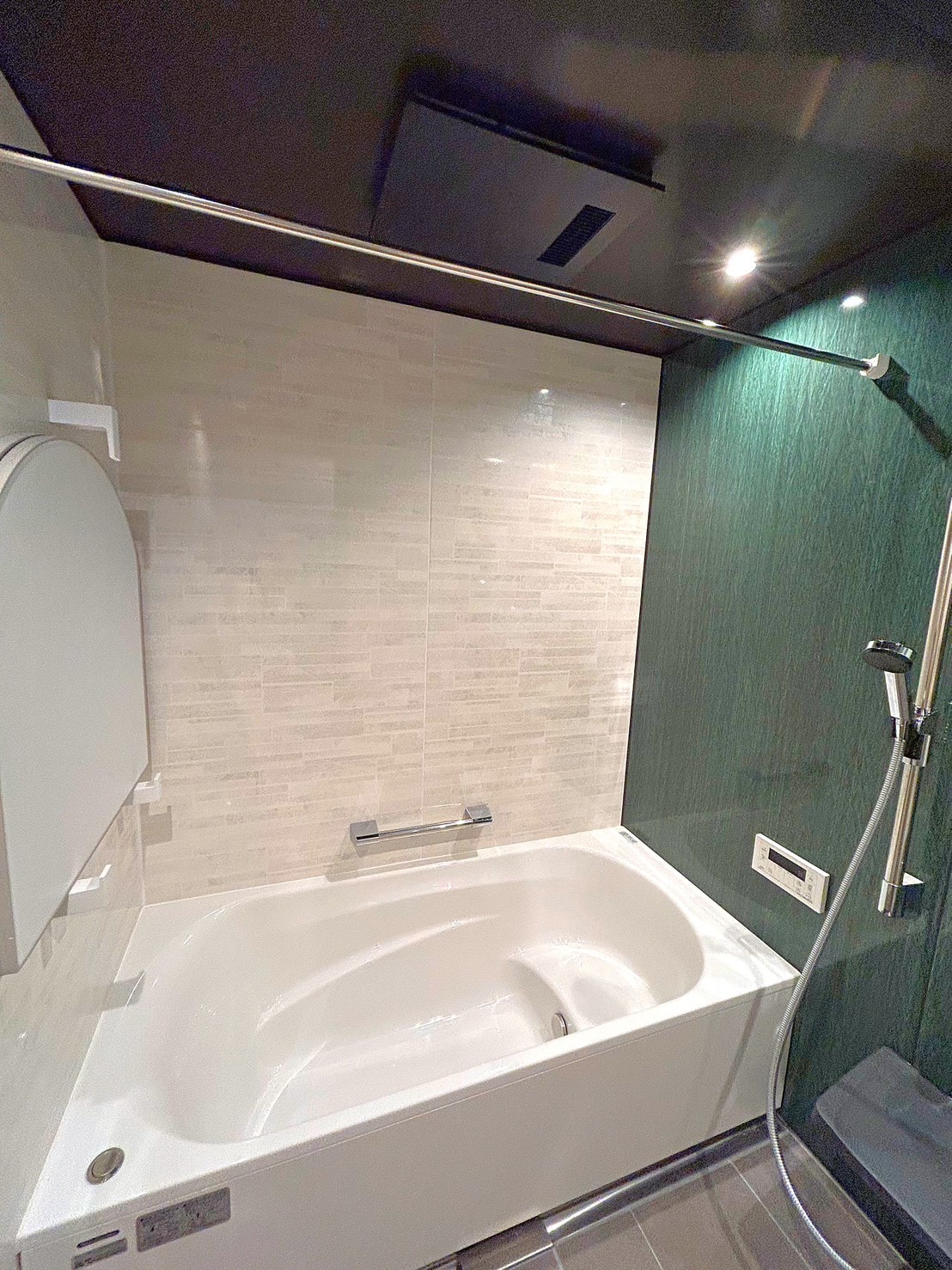 フルバスルーム