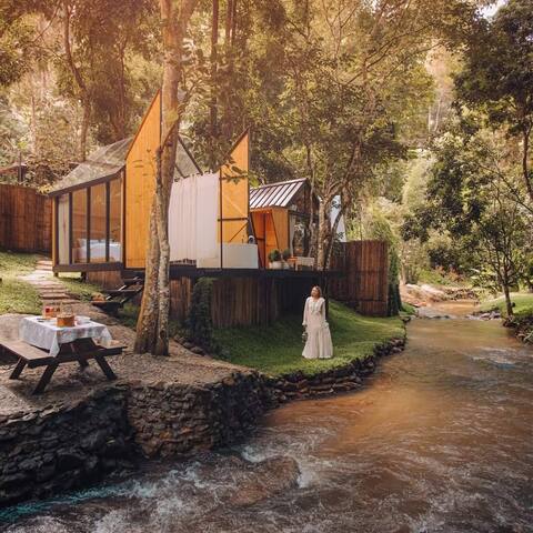 Morningstar Glamping-Glass Cabin