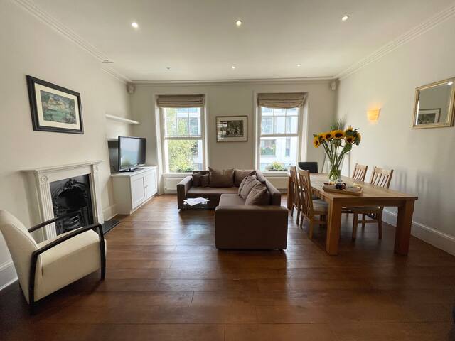 London Spacious 2 bed maisonette gallery image 5