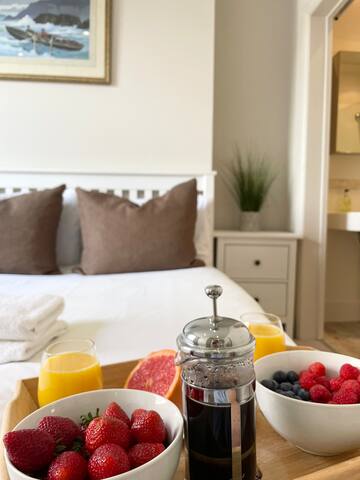 London Spacious 2 bed maisonette gallery image 4