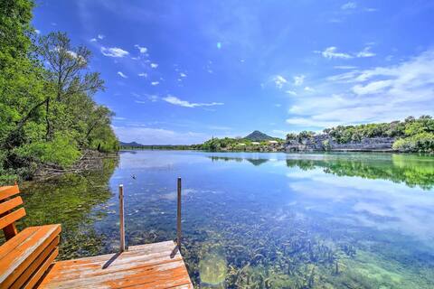 The Nueces Oasis - Private River Access!