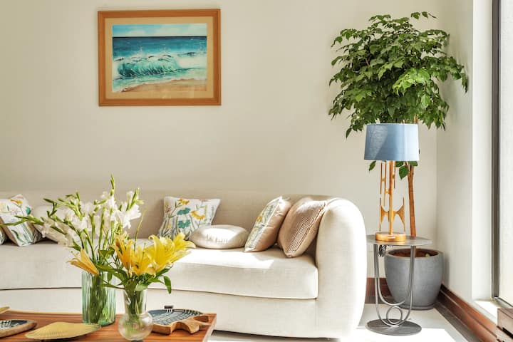 Living room image 5