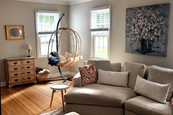 Kutzky Cottage | 3 BR , Steps to Mayo St Marys