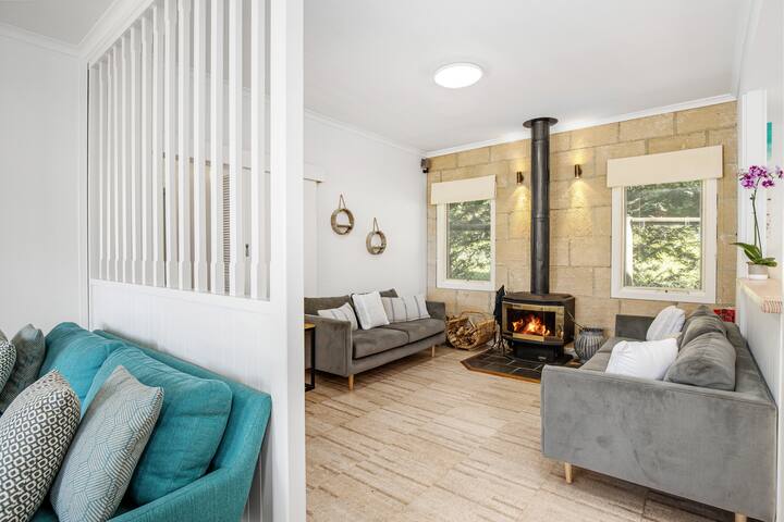 Sorrento Bliss Superb Location, Beach, Weddings gallery image 3