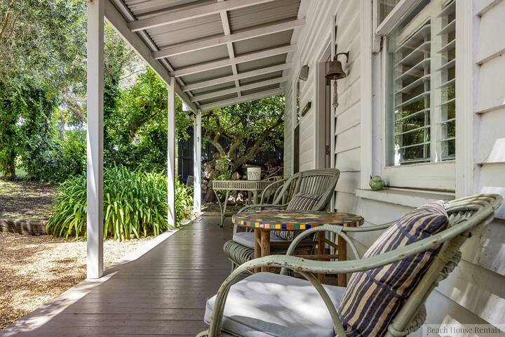 Rose Cottage Beach House in Sorrento gallery image 3