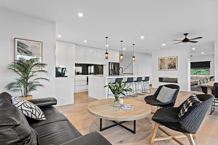 Luxury Retreat With Bay Views - Mount Martha
