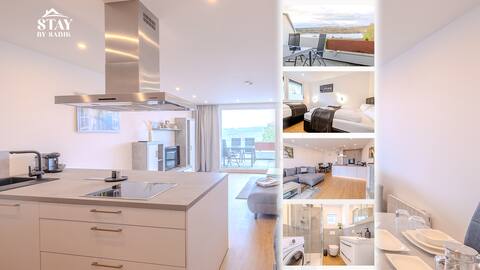 Premium Home - Lake View | Balcony | Pool
