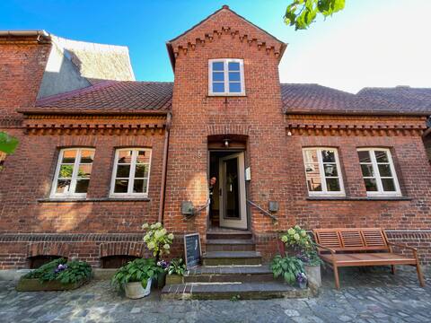 100 sqm vacation home with rooftop terrace city island