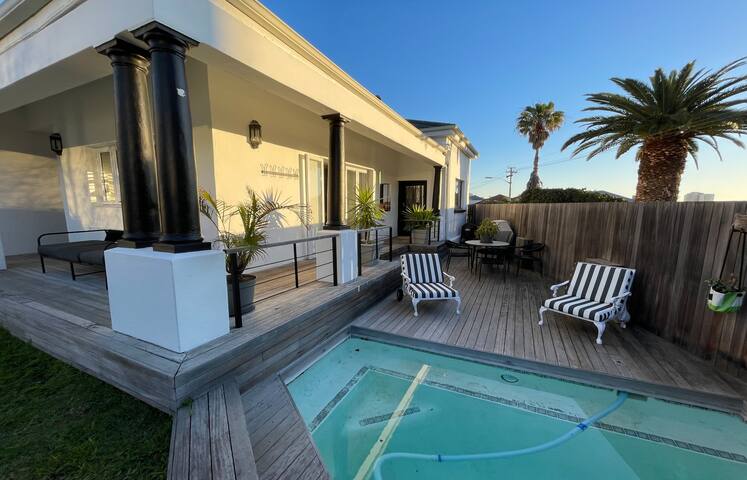 Perfect House in Sea Point