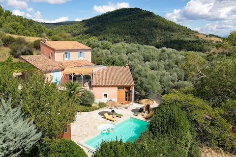 Summer break in the heart of Provence