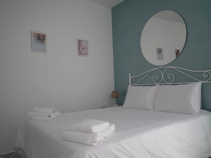 Sunny Oasis In Vibrant District 50m Frompromenade - Malta