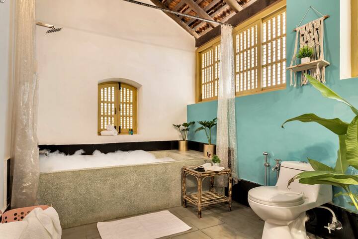 Bathtub