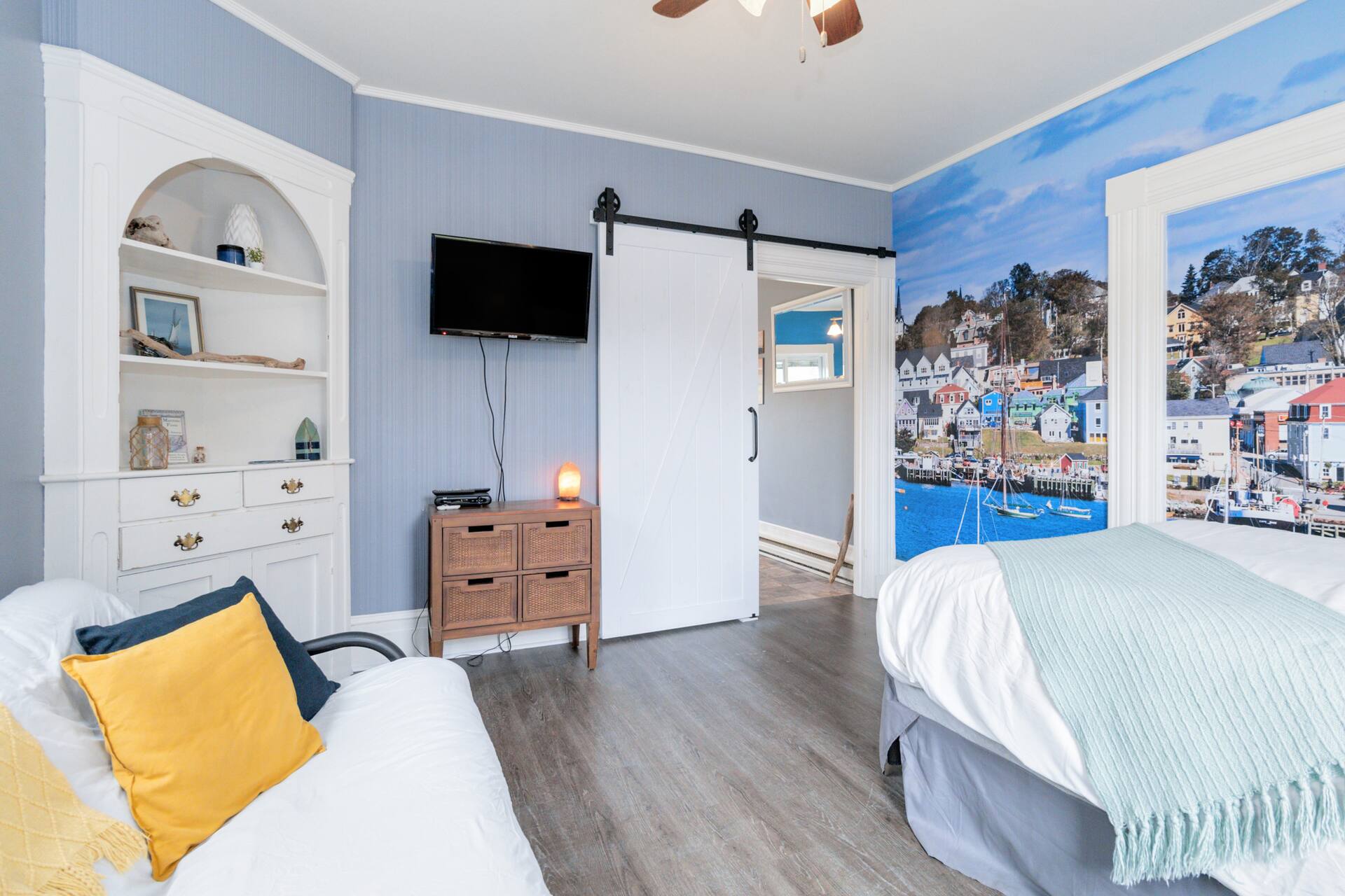 Sailboat Suite - Heart of Lunenburg