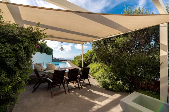270 Oia’s View House II – private pool & hot tub gallery image 5