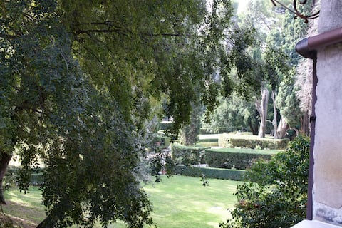 Annuncio Airbnb popolare: Apartment on Villa d 'Este! a Tivoli