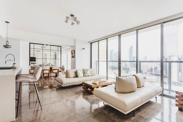 Unique Luxury 3-story Loft at the Yoo
