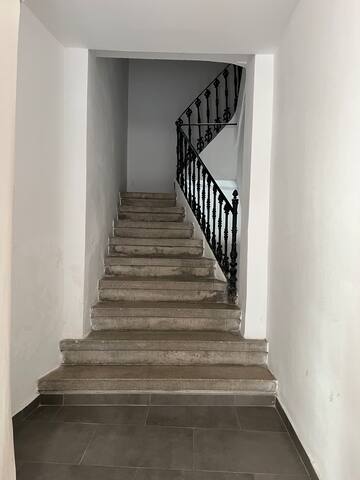 Charming Historic Flat in Central Valencia gallery image 3