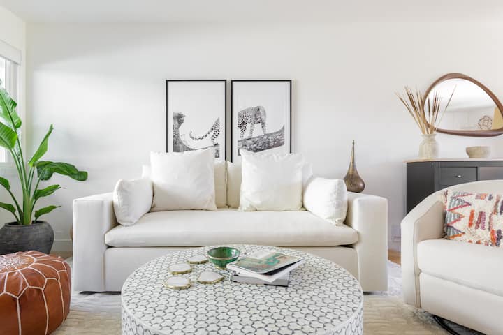 Casa Luna | Designer Condo, Walk To Downtown Rwc - Redwood City, CA