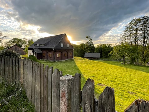 Kaménka8 | Farmer's Home
