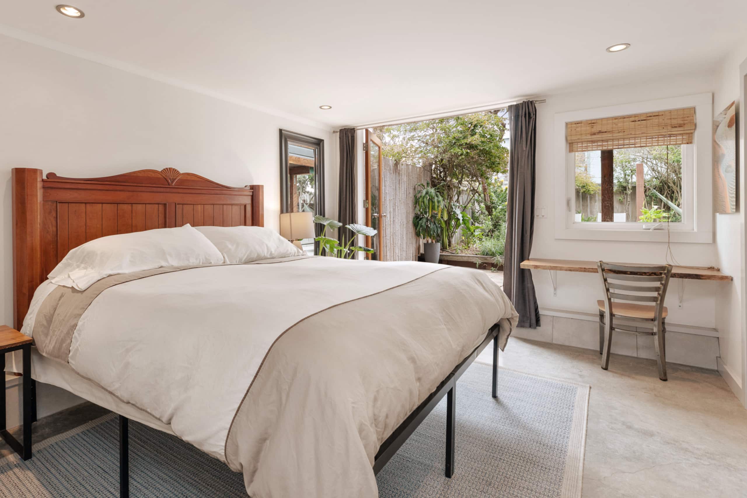 Home in San Francisco · ★4.7 · 4 bedrooms · 7 beds · 2 baths - Image 16