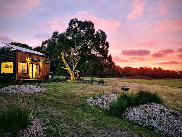 French Island 3921 - Tiny House 1