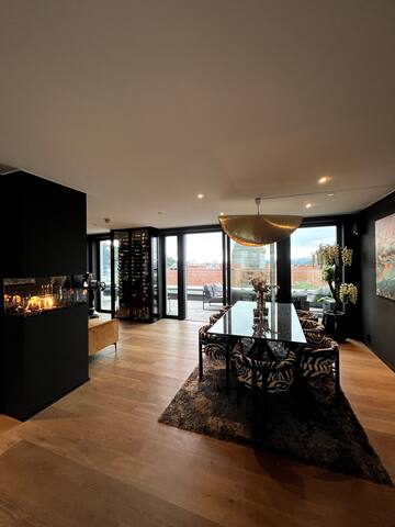 Exclusive designer apartment gallery image 4